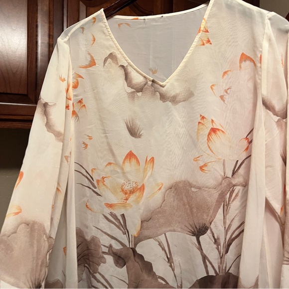 CHICOS PONCHO STYLE Sheer Floral Abstract Print - Picture 6 of 13